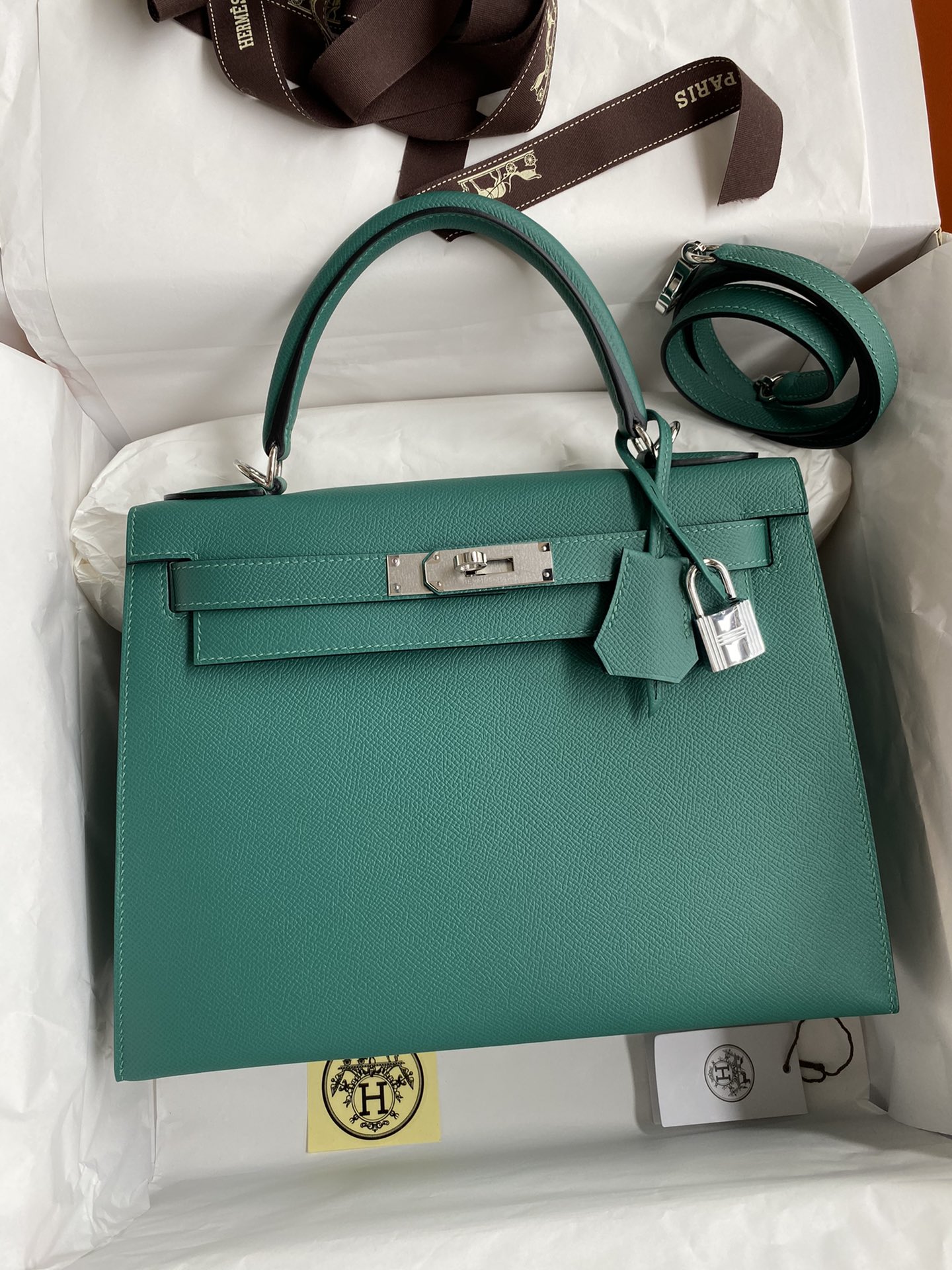 Hermes Kelly 28cm Handbag Shoulder Bag in Malachite Green Epsom Leather